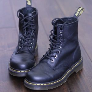Dr. Martens 1460 Women's Boots US 5/UK 3